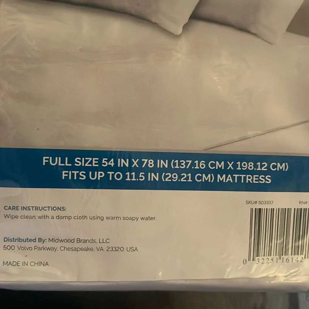 White Mattress Cover